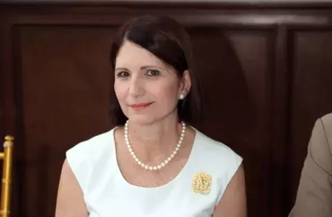 Marta Linares: Si CD no gana elecciones, se respetará decisión
