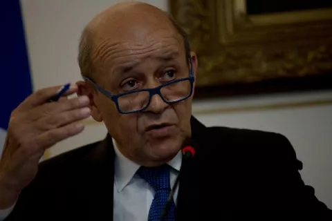Francia busca respuesta política en la ONU a a  tensión del Golfo