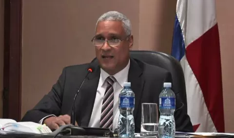 Magistrado Jerónimo Mejía busca reelegirse por 10 años más en la Corte Suprema de Justicia 