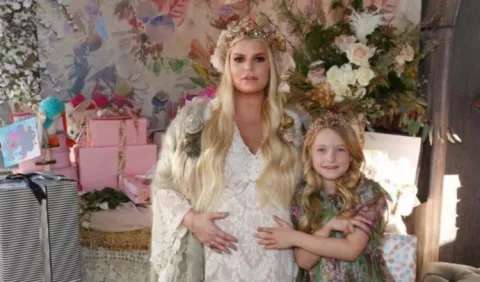 Jessica Simpson revela el nombre de su tercera hija 