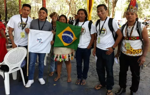 Encuentro mundial de jóvenes indígenas de la JMJ en Soloy, recibe mensaje del papa