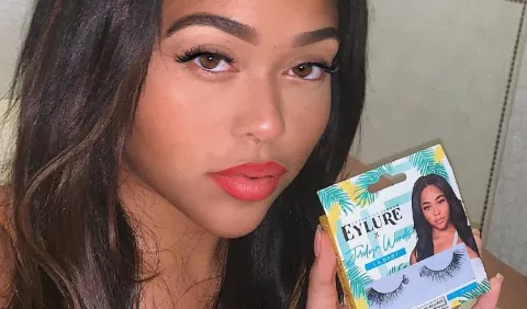 Madre de Jordyn lanza indirecta a las Kardashians