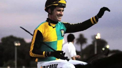 El jinete brasileño Jorge Ricardo, máximo ganador de carreras en el mundo, llega este sábado a Panamá 