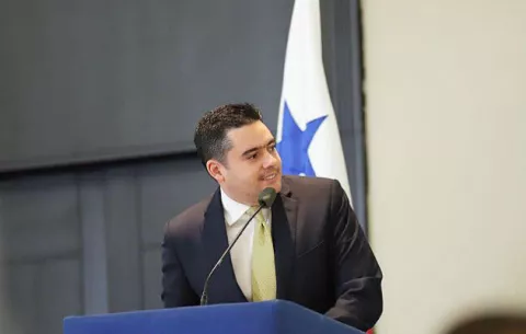 José Gabriel Carrizo inaugura en México Foro Forbes Negocios 