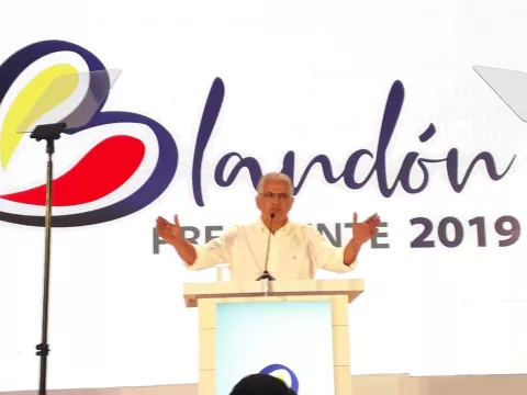 José Blandón gana la candidatura presidencial del Partido Panameñista