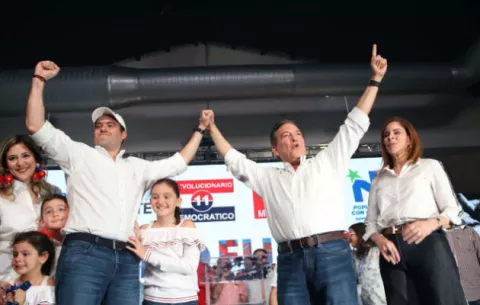 José Gabriel Carrizo, compañero de fórmula de Laurentino Cortizo, es citado por supuesta violación al Código Electoral