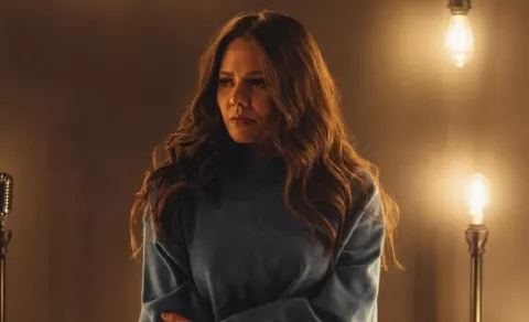 La cantante Joy revela si es ella quien está embarazada o es su esposa