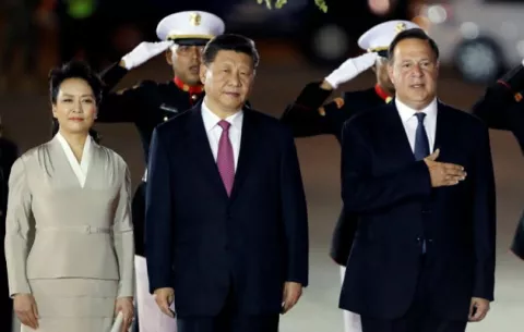 Viaje 67 del presidente Juan Carlos Varela; se va de gira oficial a China