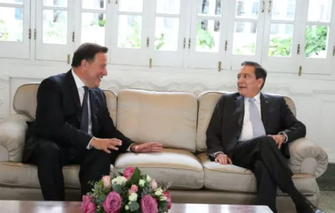 Los millones de dólares que 'se fueron volando' con el expresidente Juan Carlos Varela