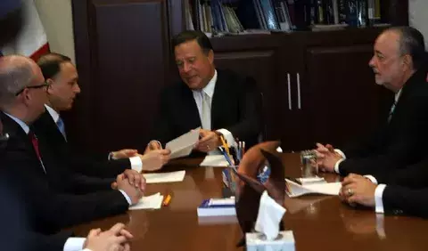 Juan Carlos Varela  insistirá  con proyecto de ley para la quinta papeleta