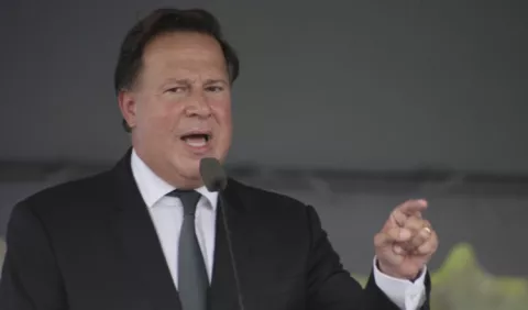 Juan Carlos Varela llama a Laurentino Cortizo para quejarse de José Gabriel Carrizo