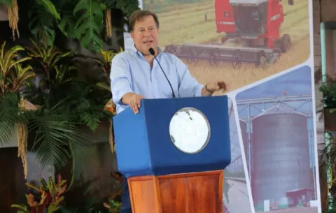 Juan Carlos Varela prefiere responder por noticias que lo benefician
