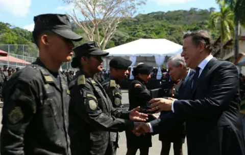 Juan Carlos Varela gastará $ 1 millón en propaganda para TV, cable y redes sociales