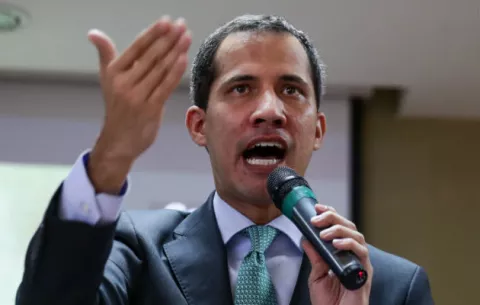 La Fiscalía investiga a Juan Guaidó por "desistir" de la disputa territorial con Guyana