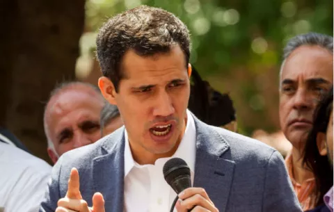 Maduro y Guaidó se alistan para llevar su puja por poder a la calle este sábado