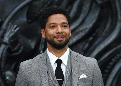Jussie Smollett es arrestado por mentir a la policía sobre su supuesto ataque