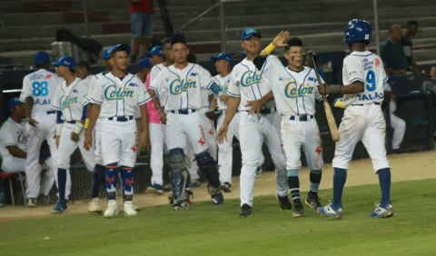 Coclé clasifica, mientras que Colón y Herrera ganan en el béisbol juvenil