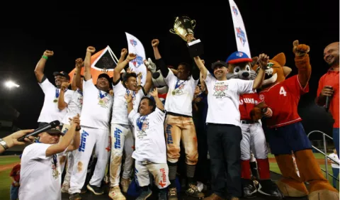 Los Santos acaba sequía y es el nuevo rey del Campeonato Nacional de Béisbol Juvenil