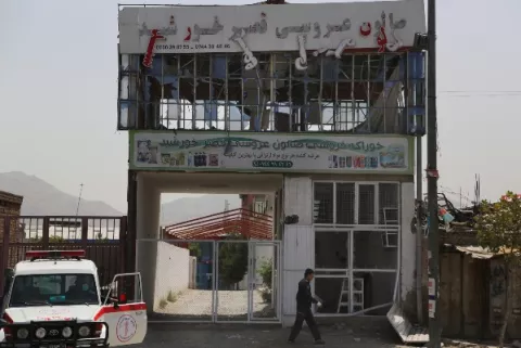 Bombazo en Kabul deja más de 10 muertos  y 145 heridos, la mayoría son civiles