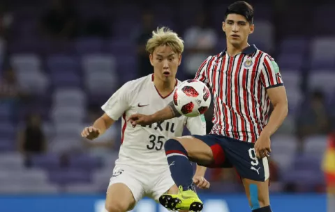 Kashima elimina a Chivas y avanza