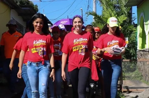 Katleen Levy asegura que lleva la delantera en manejo de redes sociales