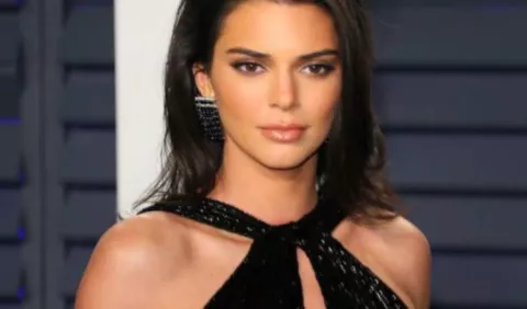 Kendall Jenner sigue con Ben Simmons 