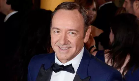 Muere un hombre que acusó a Kevin Spacey 