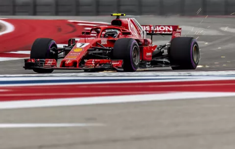 Kimi Raikkonen gana el Gran Premio de Estados Unidos y hace esperar a Hamilton