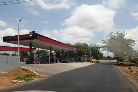 Robo en estación de combustible de Altos del Campo en La Chorrera
