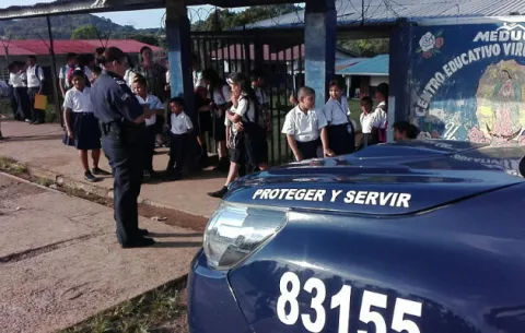 Protestan por cuarto hurto en escuela Virgen de Guadalupe en La Chorrera