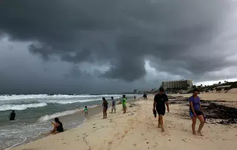 Tormenta tropical Michael está a punto de convertirse en huracán en su camino a Florida 