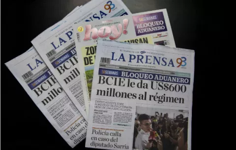 Diario La Prensa de Nicaragua para rotativa y pasa a imprenta por crisis