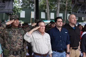 A cien días de gobierno; el saludo militar de Laurentino Cortizo en Darién