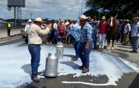 Productores reanudan protestas este jueves 21 de febrero en todo el país 