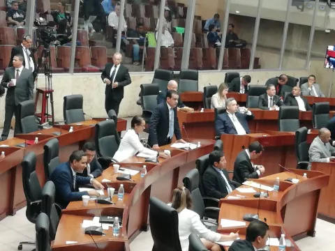 Iniciativa promete a padres optar por licencia especial para cuidar a sus hijos enfermos de cáncer