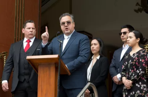 Aplazan para el 21 de junio la acusación formal del líder de la Iglesia La Luz del Mundo