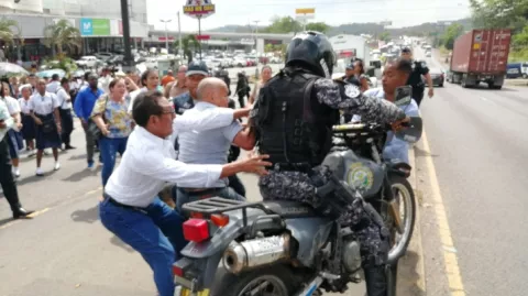 Docentes del IPT Fernando de Lesseps interpondrán denuncia contra unidad lince
