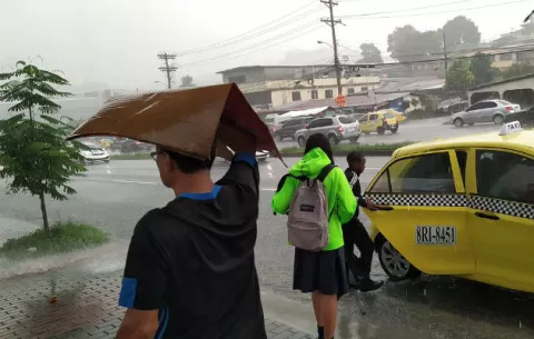 Mantienen vigilancia por sismo de 4,7 en Tonosí y sistema de mal tiempo sobre Panamá