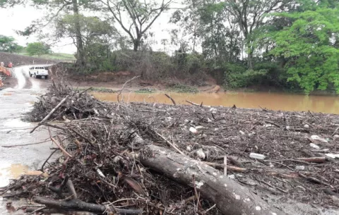 Paralizada potabilizadora de Chitré tras obstrucción por corriente turbia