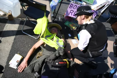 Más de 700 detenciones por la protesta ecologista en Londres