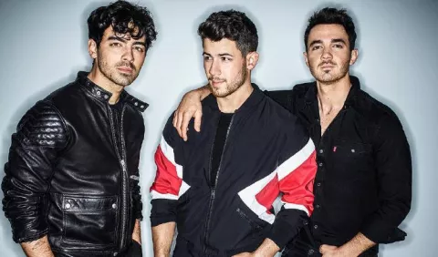 Jonas Brothers, entre secretos y plagios 