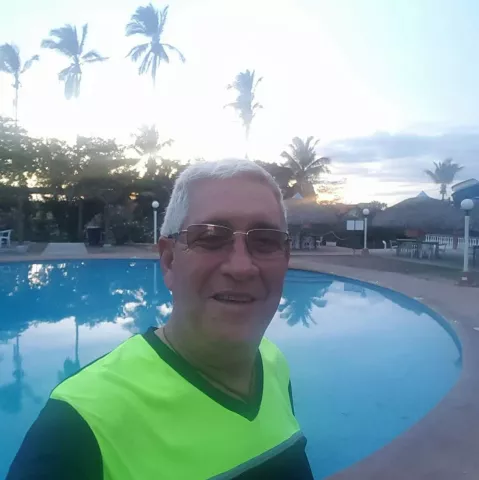 De varios disparos acaban con la vida de un empresario santeño