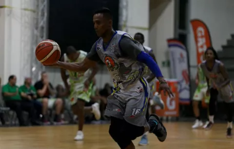 Atlético Nacional se recupera y hunde más a Toros en el baloncesto