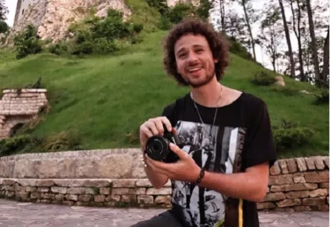 Luisito Comunica responde ante la polémica por su supuesta infidelidad 