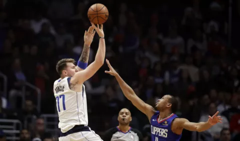 Ex del Real Madrid la rompe en la NBA dentro y fuera del tabloncillo