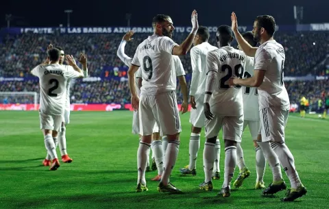 Real Madrid vence al Levante a costa de penales
