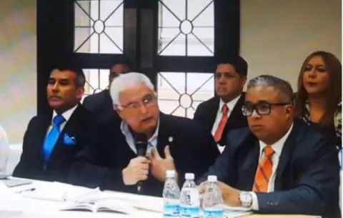 Martinelli asegura que logró las firmas para ser candidato a alcalde en un solo día