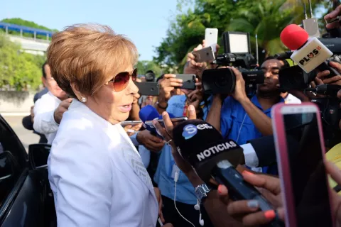 Mayín Correa denuncia militarización de la justicia