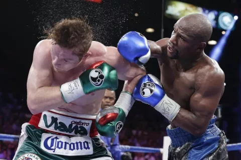 Durán pide la revancha entre Floyd Mayweather y Canelo Álvarez