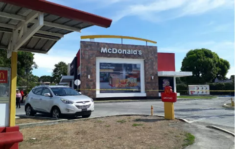 Detención provisional para 4 personas por intento de hurto en el McDonalds de David